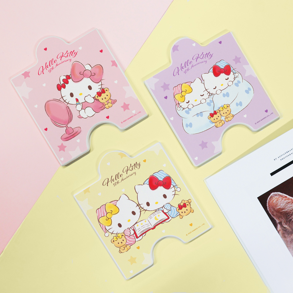 三麗鷗 HELLO KITTY 50周年-拼圖珪藻土杯墊10X14 | 防滑墊 吸水杯墊  【收納王妃】